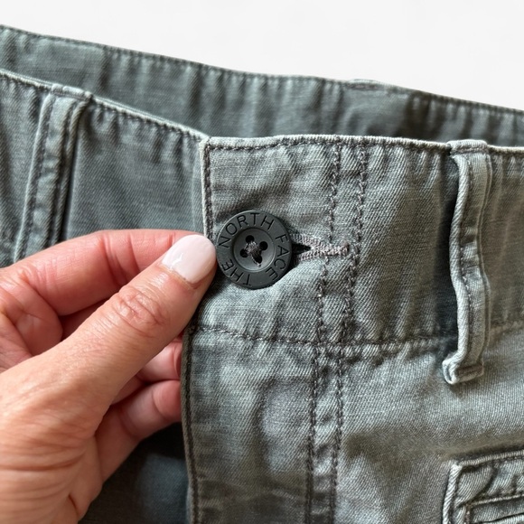 The North Face Army Green Capri Pants Size 10 - Picture 5 of 12